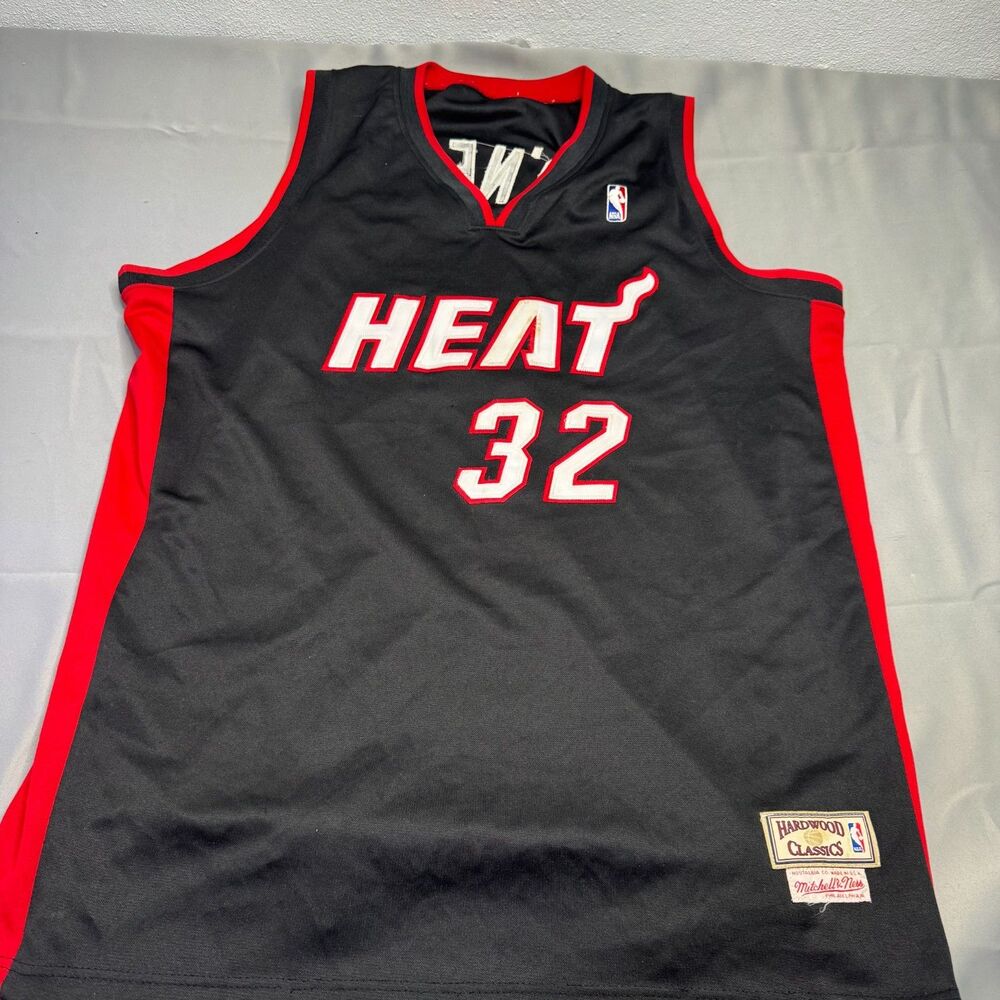 Mitchell & Ness Hardwood Classics Miami Heat #32 Jersey Mens Black Red Size XL N